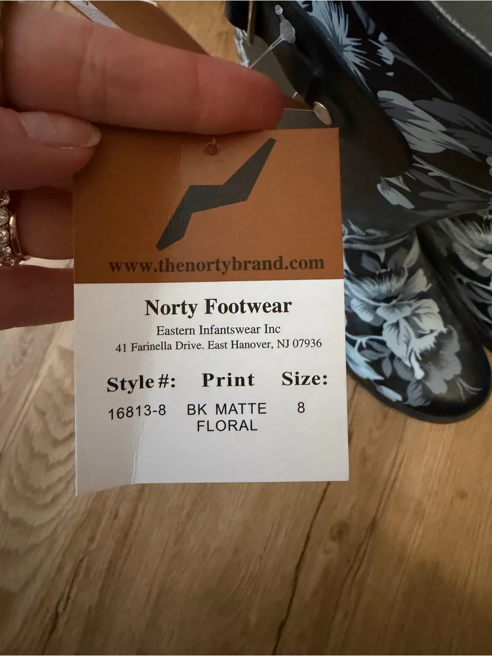 Norty Black Floral Rain Boots – Size 8 🌧️🌸